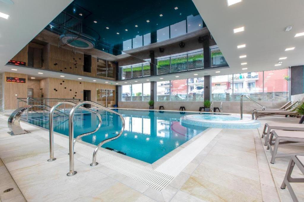 Apartament Faleza16 Rewal Luaran gambar